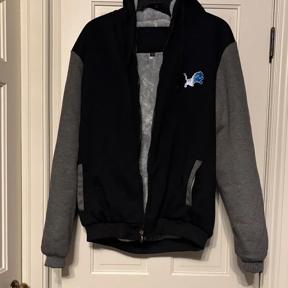 Lions faux fur lined zip up - Picture 2 of 6